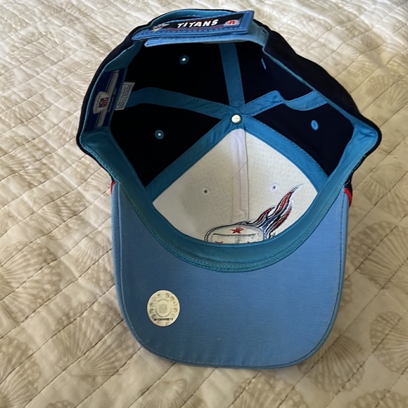 Rebook NFL hat, navy light blue and red - Picture 4 of 4